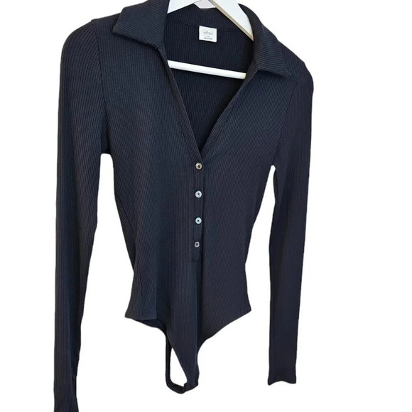 Aritzia Wilfred Long Sleeve V-Neck Ribbed  Collared Bodysuit Size XS Black - Picture 2 of 8
